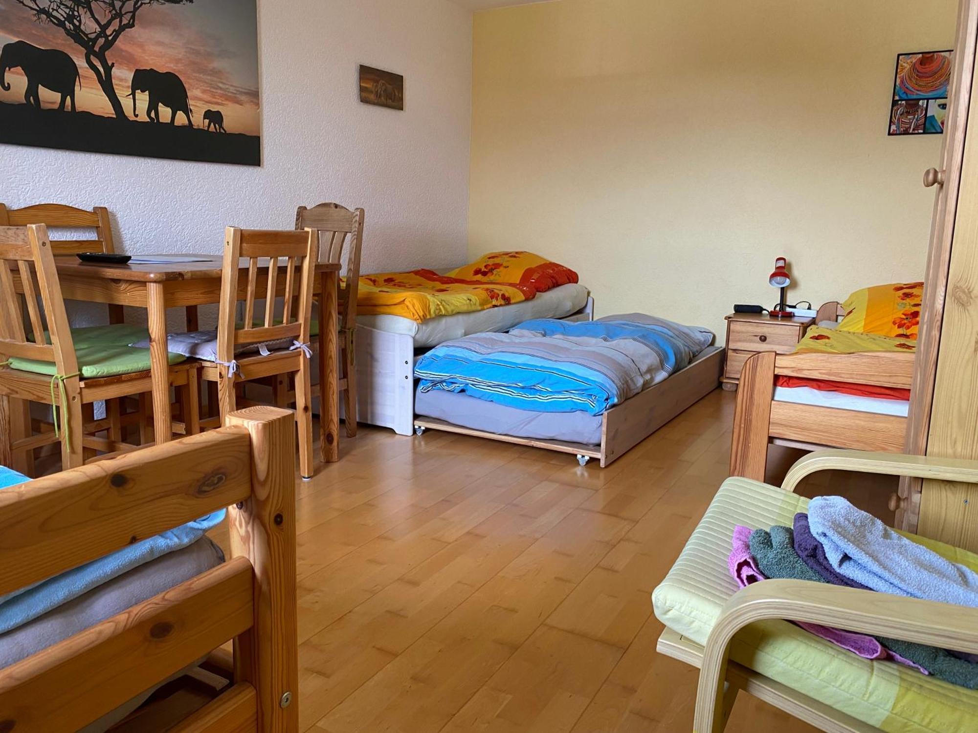 Ferienzimmer Oelhaf Zimmer In Gelb Self Check-In Mit Key-Tresore Wilhelmsdorf  Exterior foto